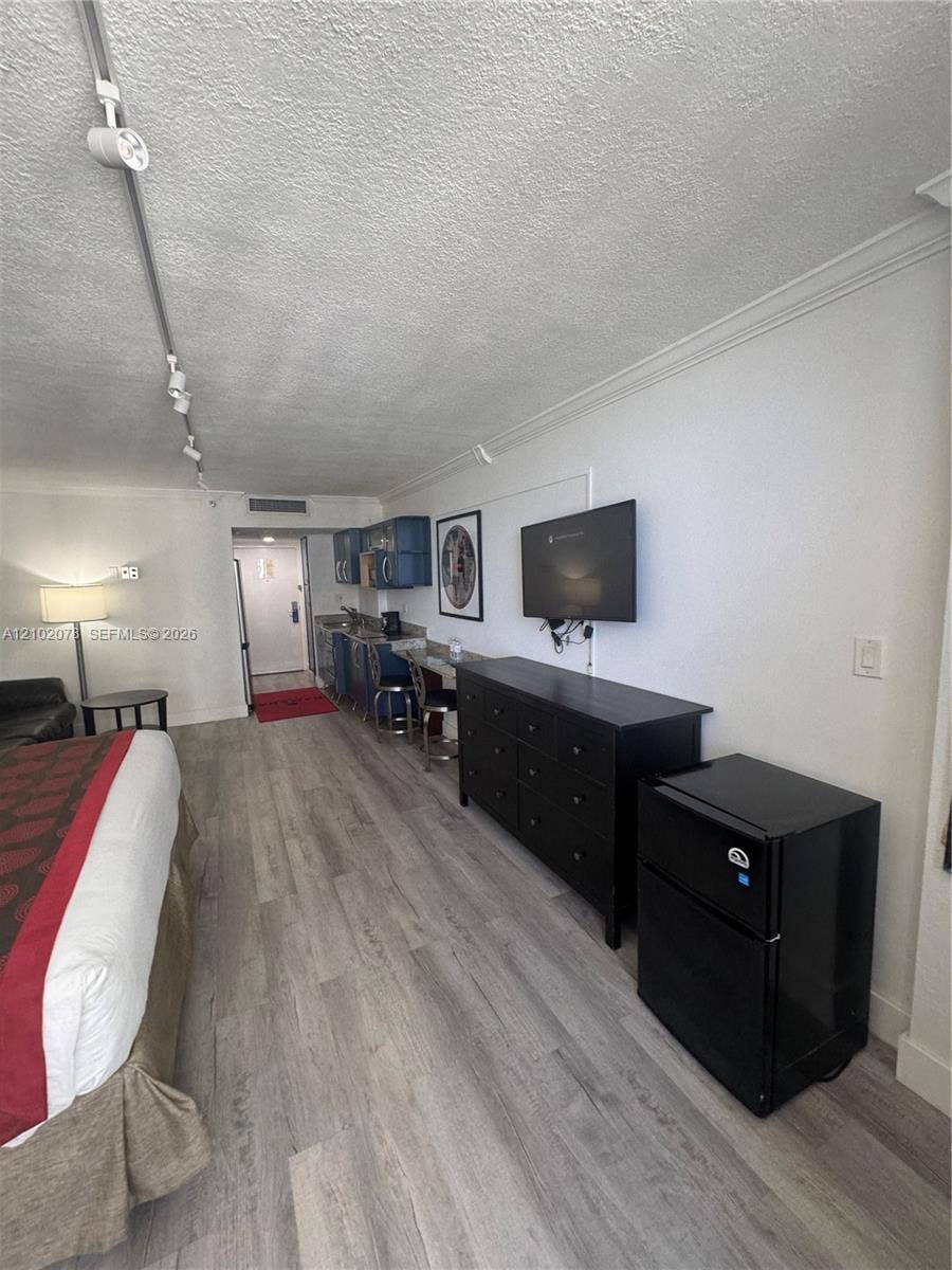 19201 Collins Avenue, #918, Sunny Isles Beach, FL 33160 Photo 5