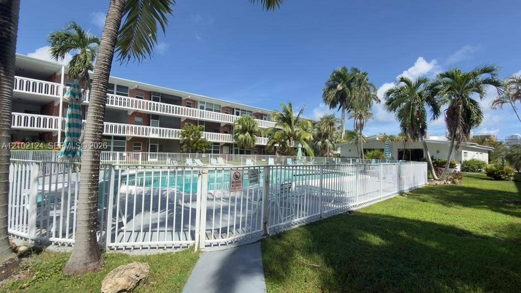 141 NE 10th Avenue, #24C, Hallandale Beach, FL 33009 Photo 16