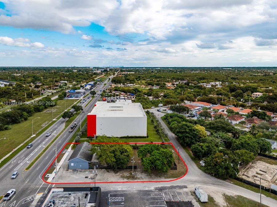 Property photo for 23095 S Dixie Highway, Miami, FL