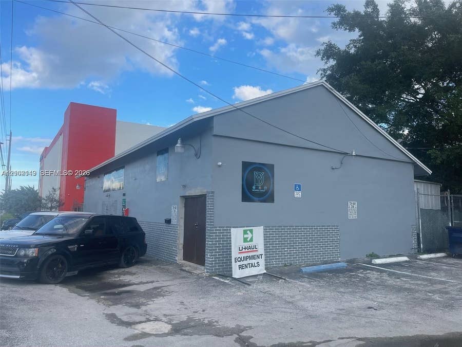 Property photo for 23095 S Dixie Highway, Miami, FL