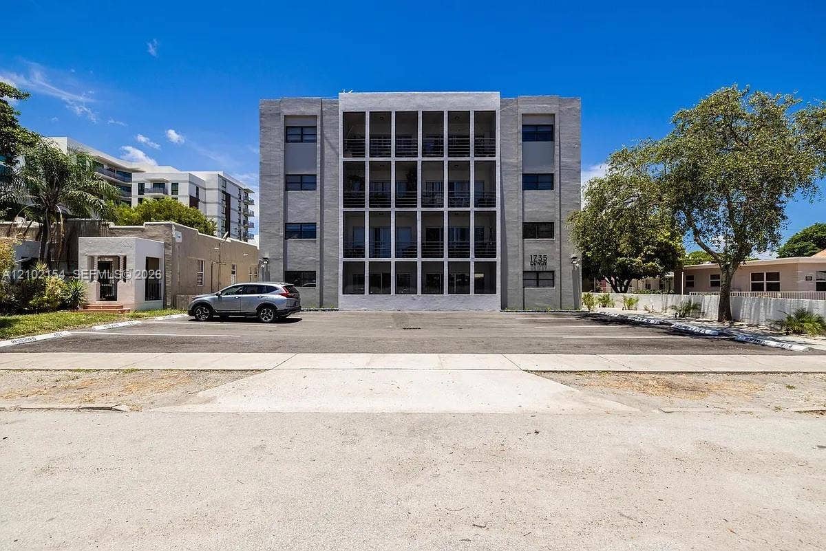 1735 Dewey Street, #101, Hollywood, Hollywood, FL 33020 Photo 2
