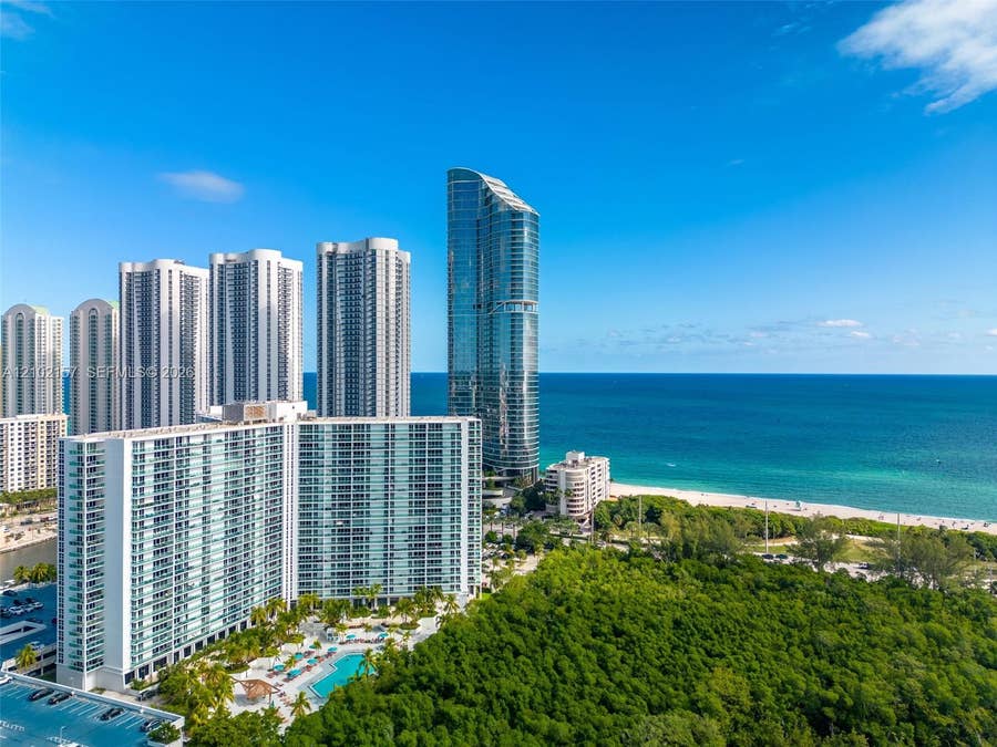 Property photo for 100 Bayview Drive, #1919, Sunny Isles Beach, FL