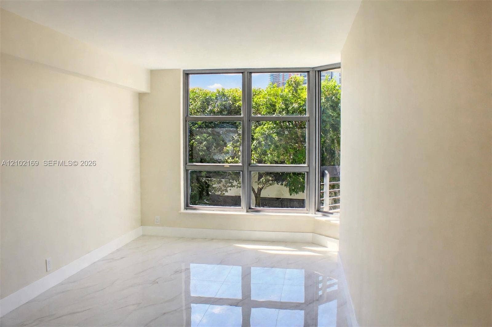 19101 NE 36th Court, #302, Aventura, FL 33180 Photo 14