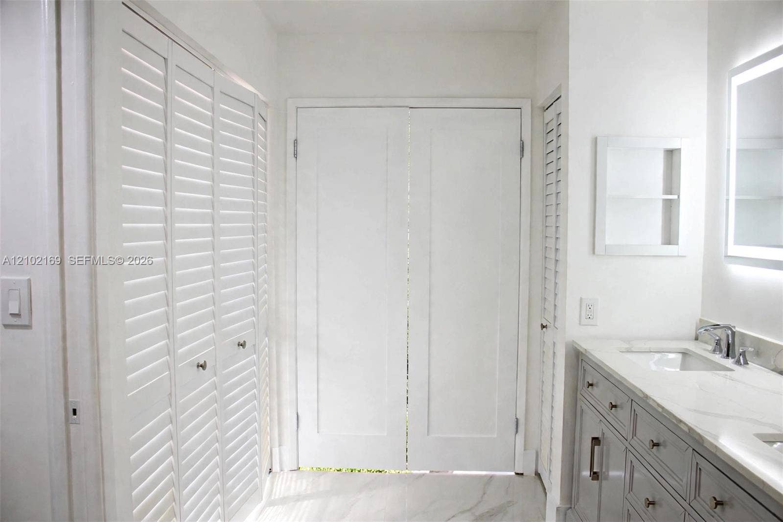 19101 NE 36th Court, #302, Aventura, FL 33180 Photo 12