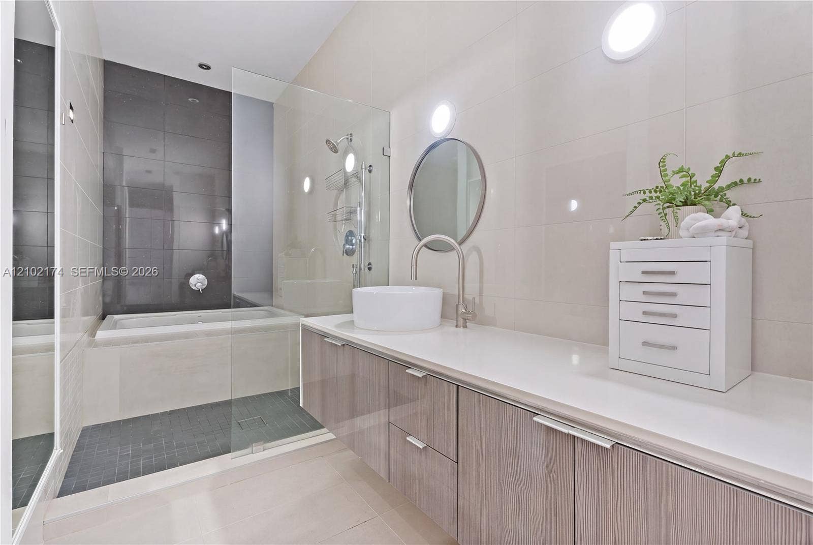 12625 SW 78th Avenue, Pinecrest, FL 33156 Secondary Suite