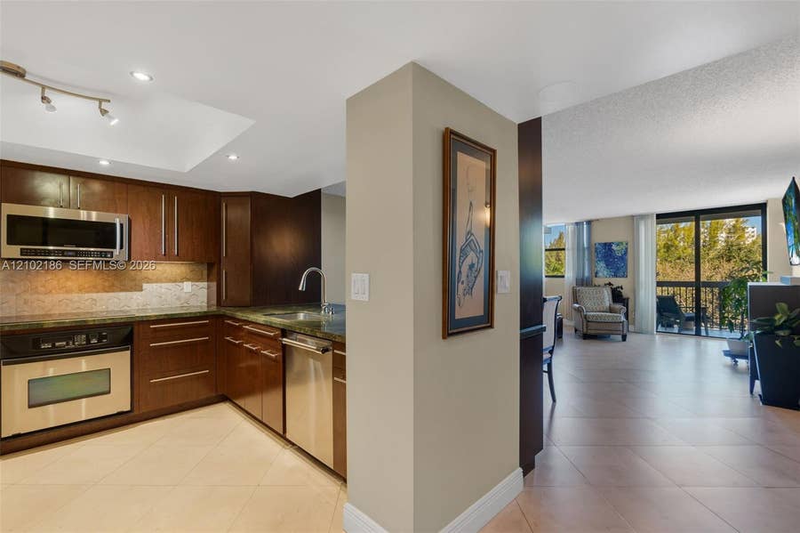 Property photo for 2900 NE 14th St Causeway, #402, Pompano Beach, FL