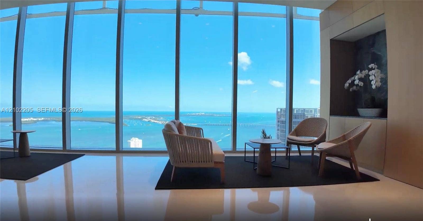 300 Biscayne Boulevard Way, #2106W, Miami, FL 33131 informal lounge