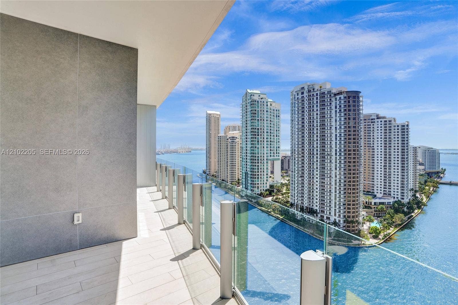 300 Biscayne Boulevard Way, #2106W, Miami, FL 33131 Photo 5