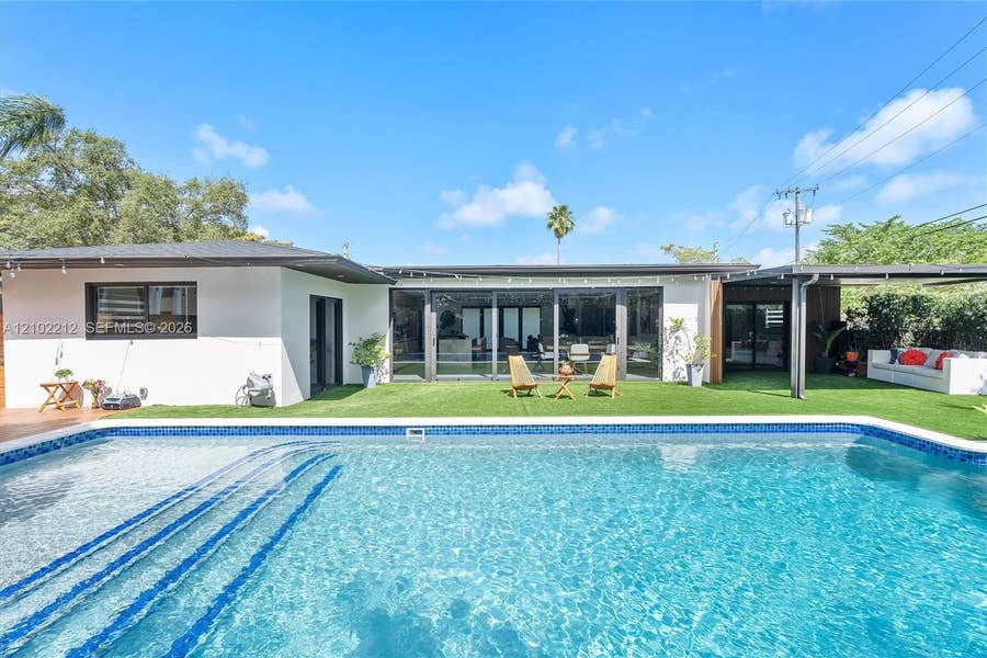 Property photo for 4000 N Circle Drive, #n/a, Hollywood, FL