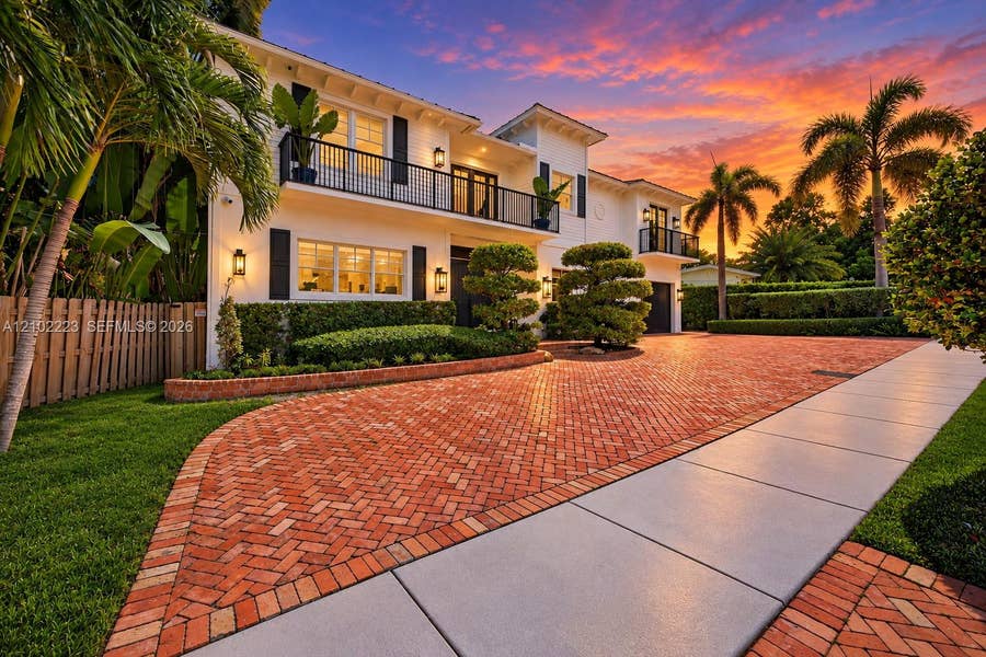 Property photo for 1404 SE 9th Street, Fort Lauderdale, FL