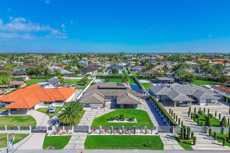 Property photo for 13801 SW 34th Street, Miami, FL