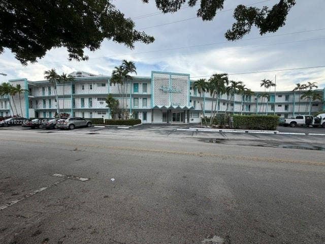 2500 Diana Drive, #308, Hallandale Beach, FL 33009 Photo 18