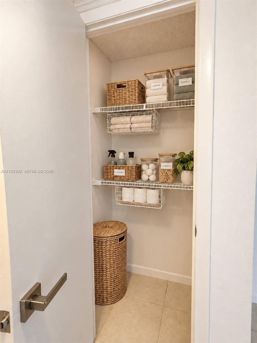 560 S Park, #7-23, Hollywood, Hollywood, FL 33021 Photo 11
