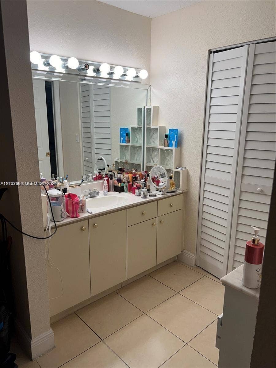 8875 Fontainebleau Boulevard, #203, Miami, FL 33172 Photo 9