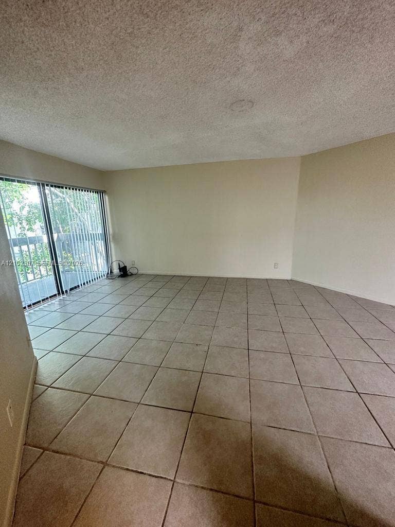 1850 N Congress Avenue, #409, West Palm Beach, West Palm Beach, FL 33401 Photo 14