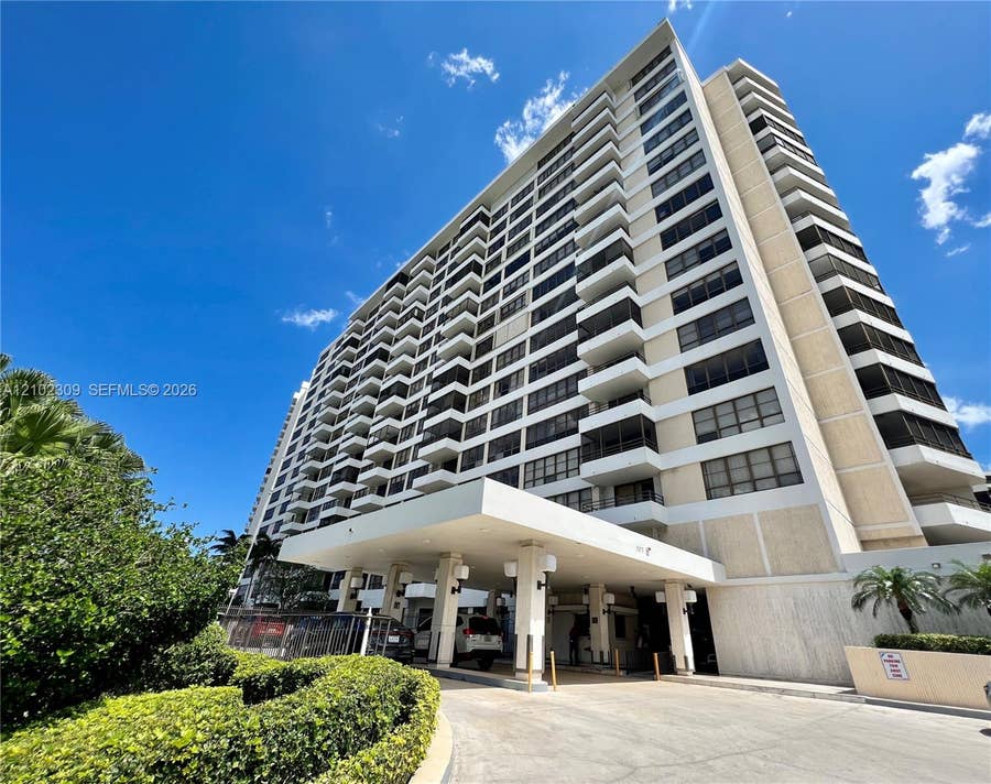 Property photo for 600 Three Islands Boulevard, #505, Hallandale Beach, FL
