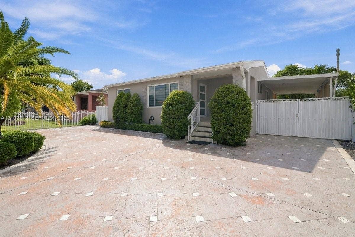 120 W 63rd Street, Hialeah, FL 33012 Photo 3