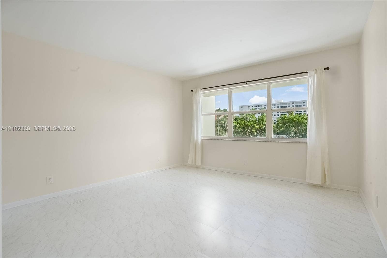 1630 N Ocean Boulevard, #215, Pompano Beach, FL 33062 primary bedroom
