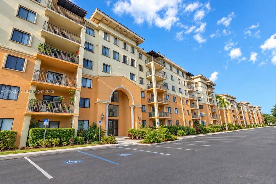Property photo for 9300 Fontainebleau Boulevard, #E101, Miami, FL