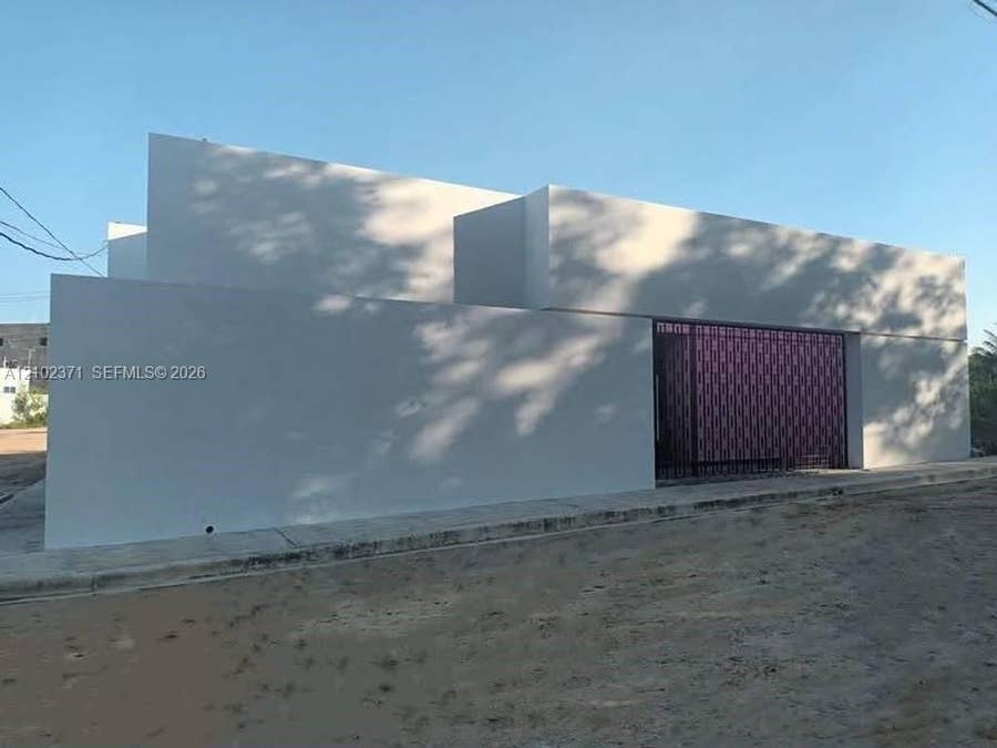Property photo for 1 Ana Amelia, 