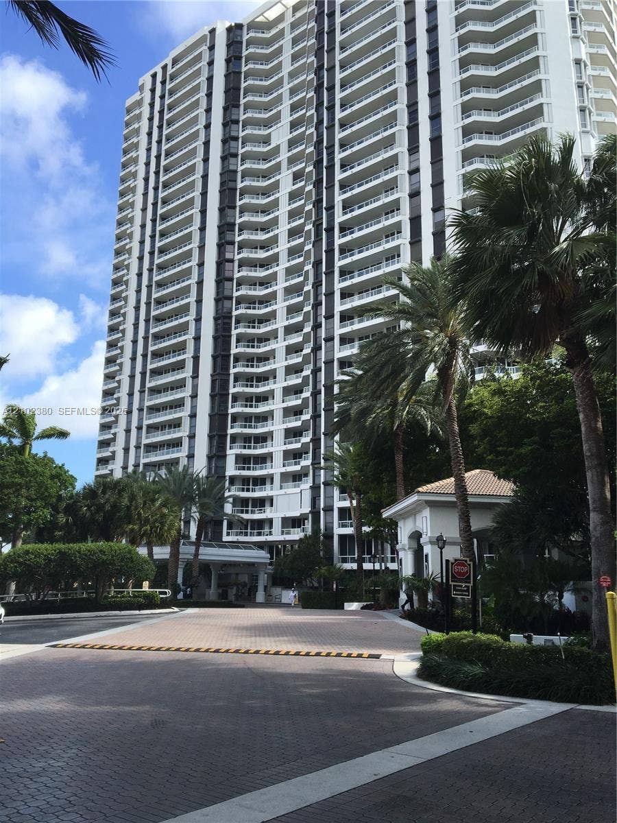 Property photo for 21150 NE 38th Avenue, #2202, Aventura, FL