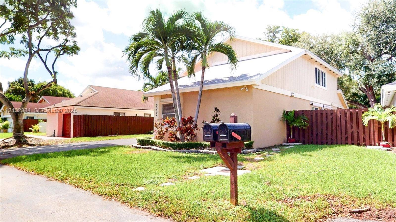 5312 SW 151st Place, Miami, FL 33185 Photo 2