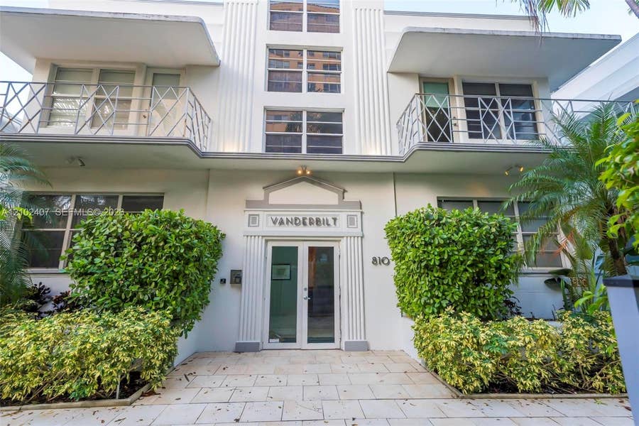 Property photo for 810 Pennsylvania Avenue, #8, Miami Beach, FL