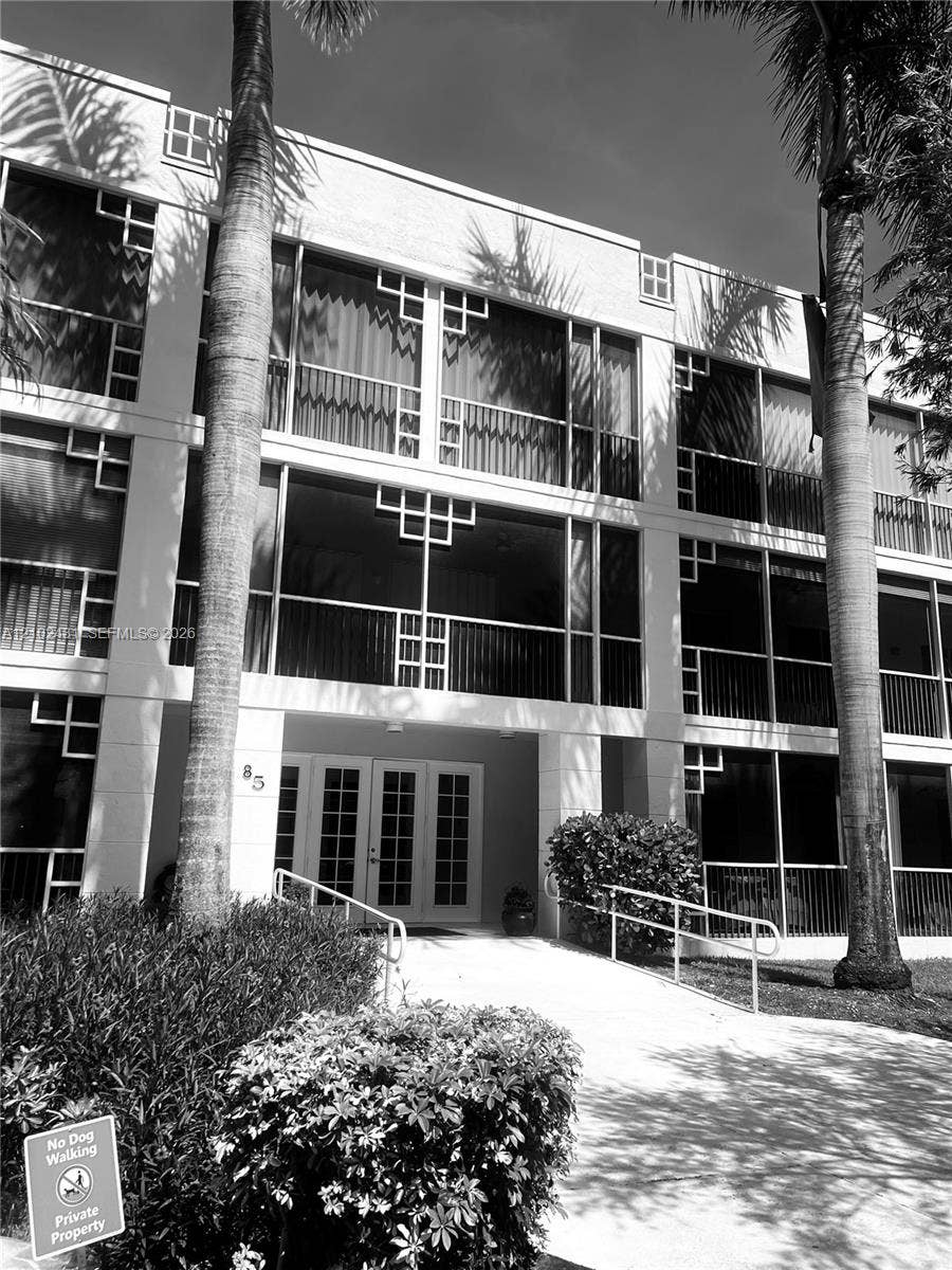 Dania, Dania Beach, FL 33004 Photo 1