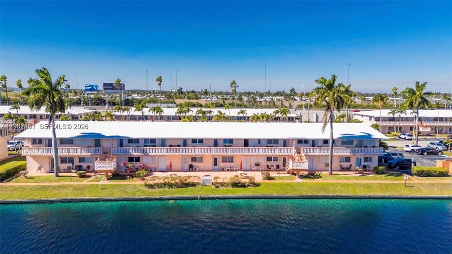 Property photo for 901 SW 11 Avenue, #17H, Hallandale Beach, FL