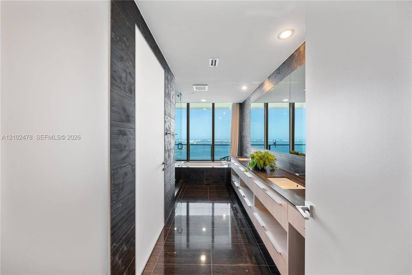 3131 NE 7th Avenue, #PH5201, Miami, FL 33137 Photo 48