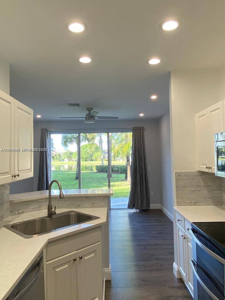 667 NW 170th Terrace, #667, Pembroke Pines, Pembroke Pines, FL 33028 Photo 6