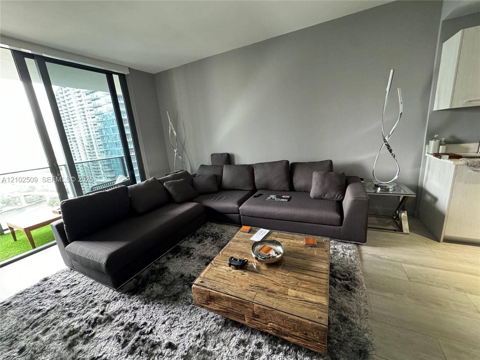 45 SW 9th Street, #3010, Miami, Miami, FL 33130 Photo 6