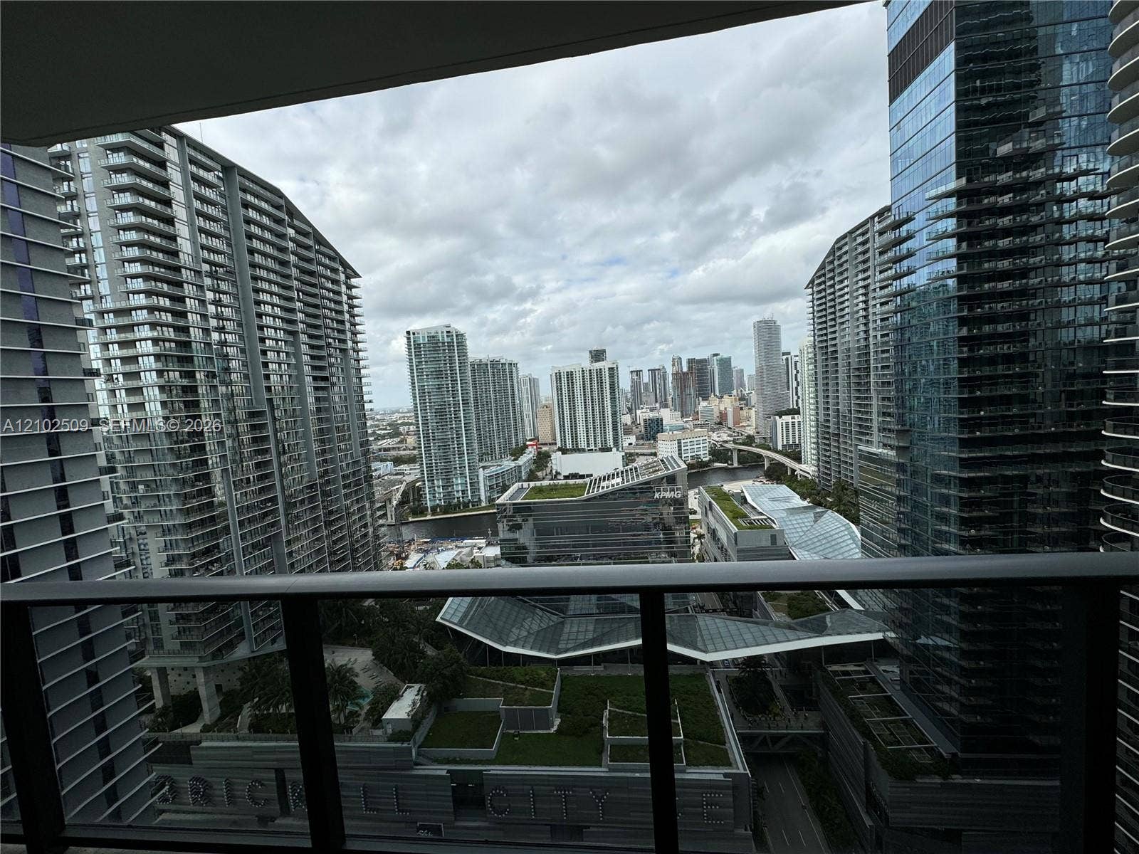 45 SW 9th Street, #3010, Miami, Miami, FL 33130 Photo 25