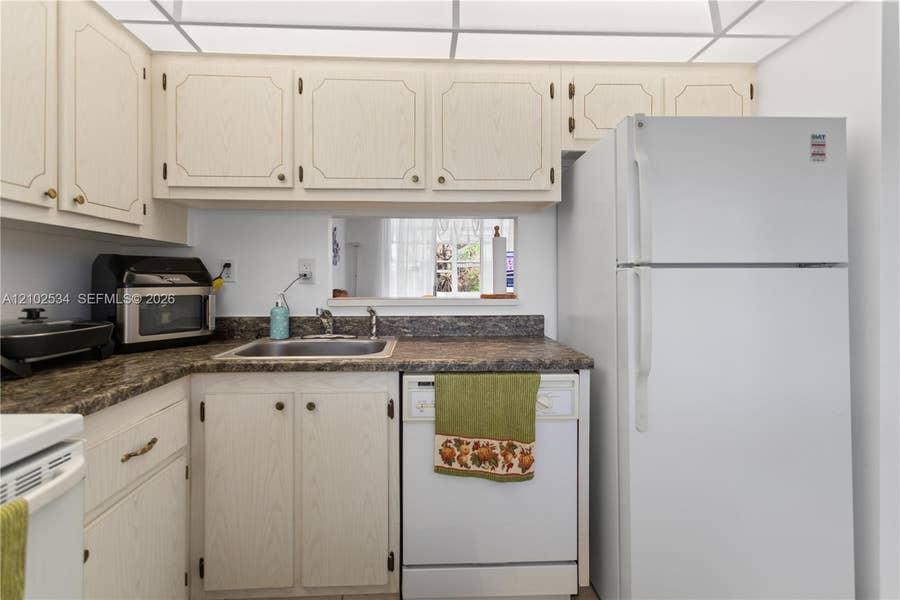 Property photo for 2998 NW 48th Terrace, #424, Lauderdale Lakes, FL