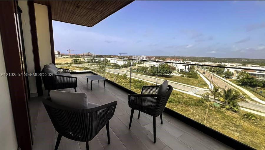 Property photo for 1 Azzure 507, 