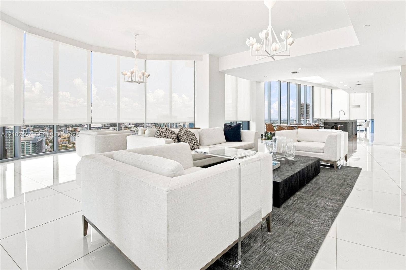 200 Biscayne Boulevard Way, #5302, Miami, FL 33131 Photo 2