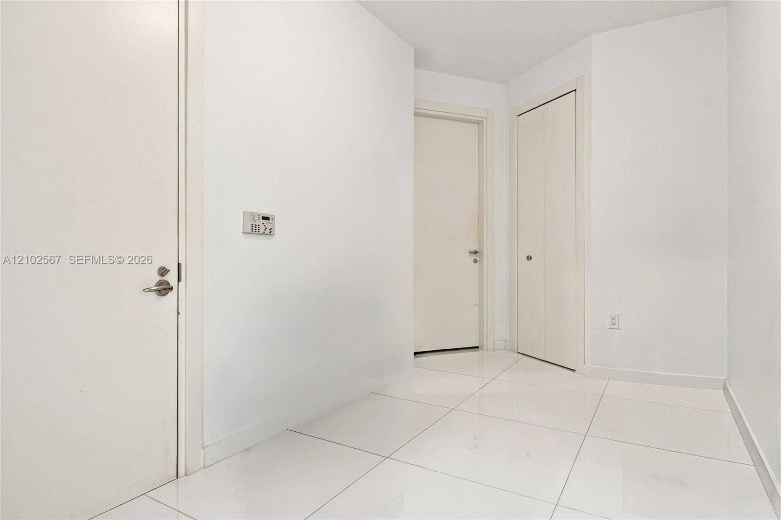 200 Biscayne Boulevard Way, #5302, Miami, FL 33131 Photo 25