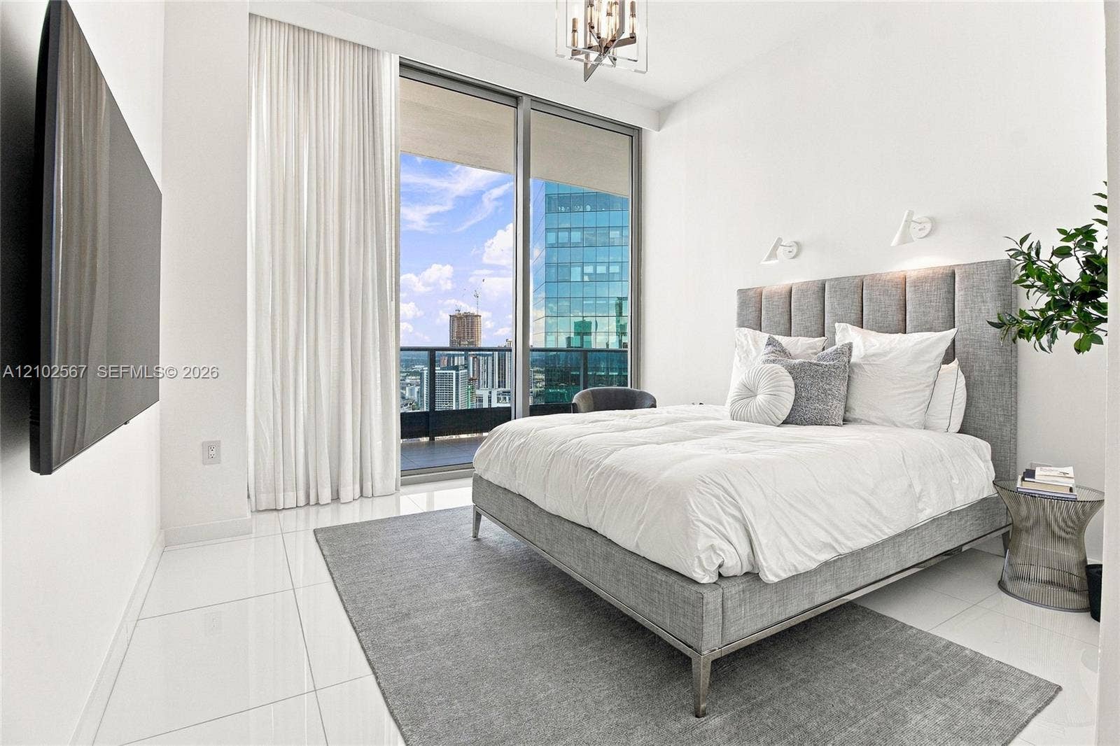 200 Biscayne Boulevard Way, #5302, Miami, FL 33131 Photo 17