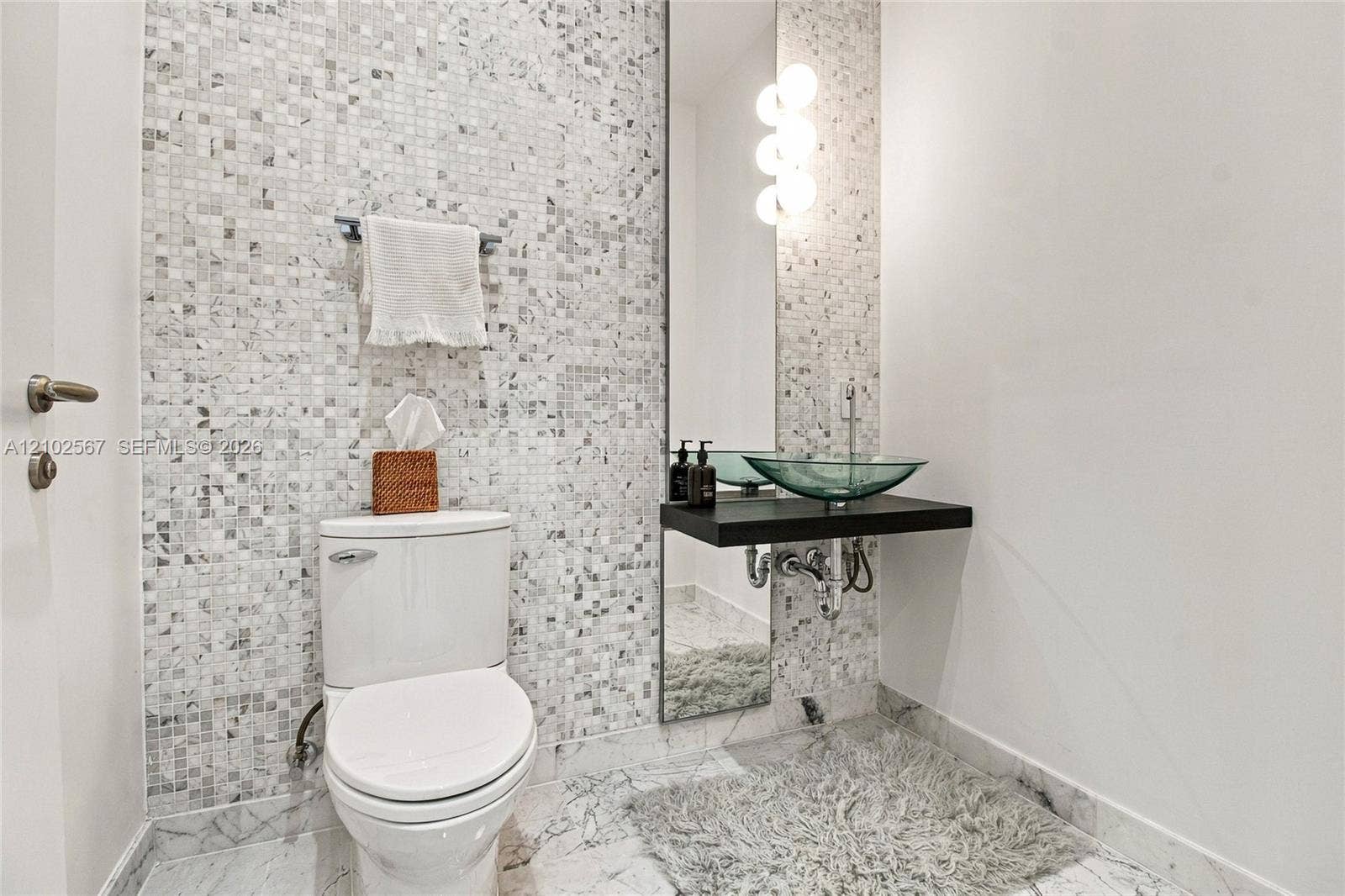 200 Biscayne Boulevard Way, #5302, Miami, FL 33131 Photo 13