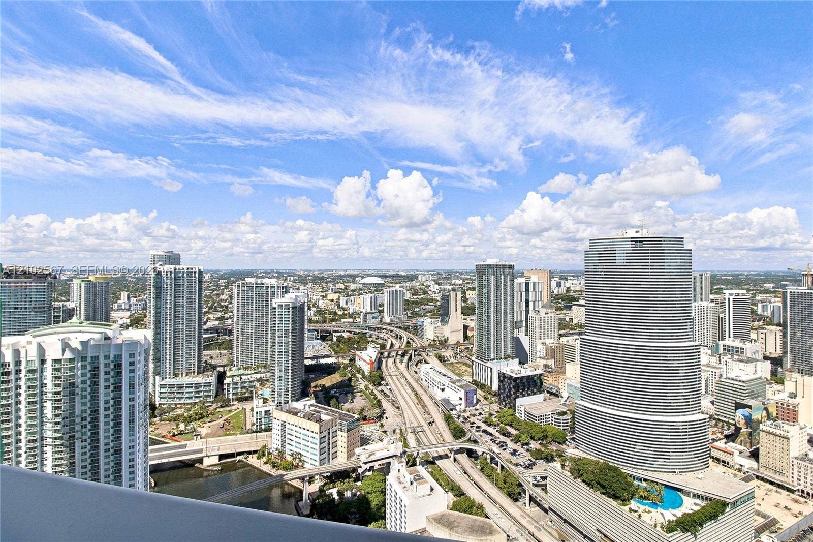 200 Biscayne Boulevard Way, #5302, Miami, FL 33131 Photo 26