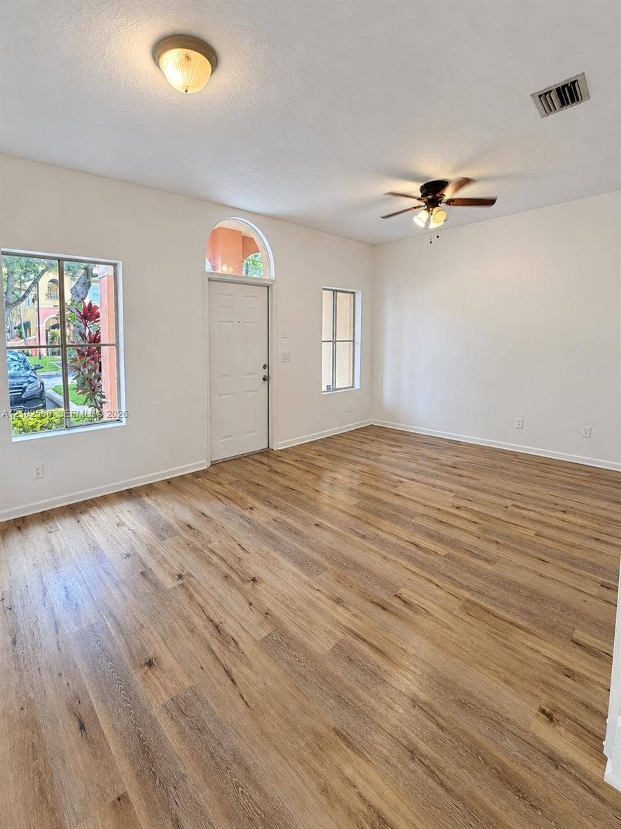 305 S Santa Catalina Circle, North Lauderdale, North Lauderdale, FL 33068 Photo 5