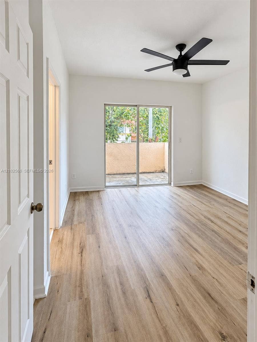 305 S Santa Catalina Circle, North Lauderdale, North Lauderdale, FL 33068 Photo 9