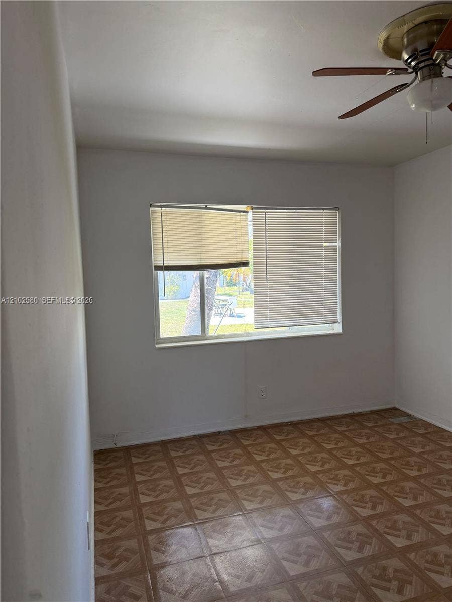 325 NE 2nd Street, #6, Hallandale Beach, Hallandale Beach, FL 33009 Photo 2