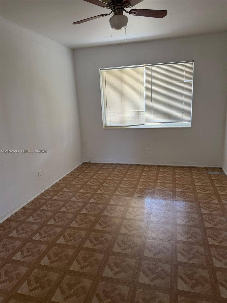 325 NE 2nd Street, #6, Hallandale Beach, Hallandale Beach, FL 33009 Photo 1