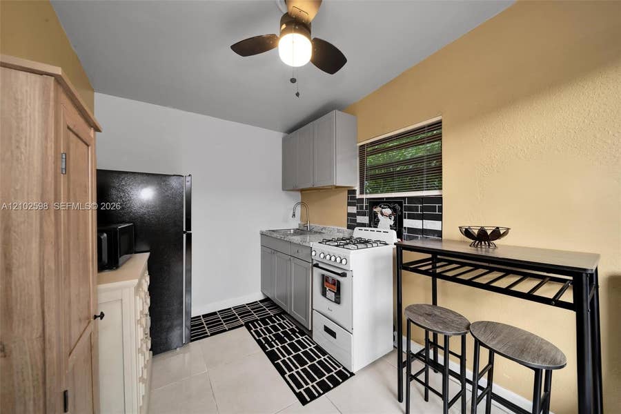 Property photo for 20106 NW 32nd Place, #1B, Miami Gardens, FL