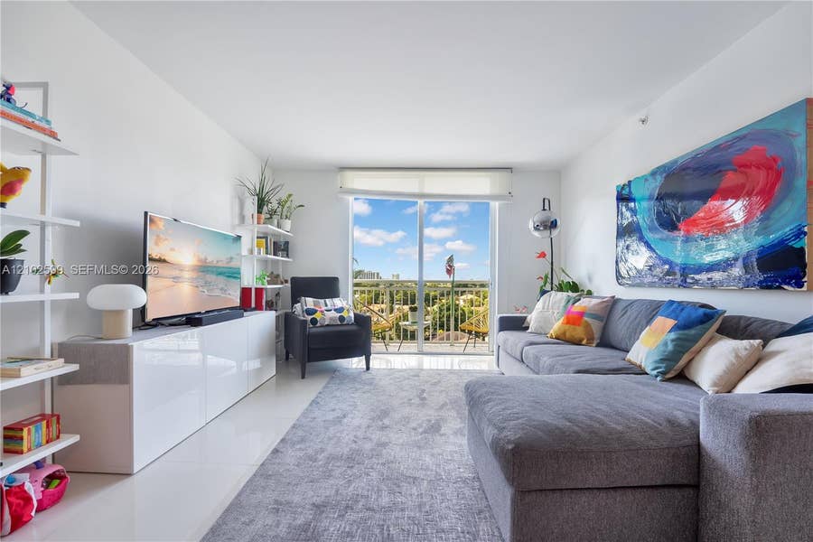 Property photo for 3000 Coral Way, #606, Miami, FL