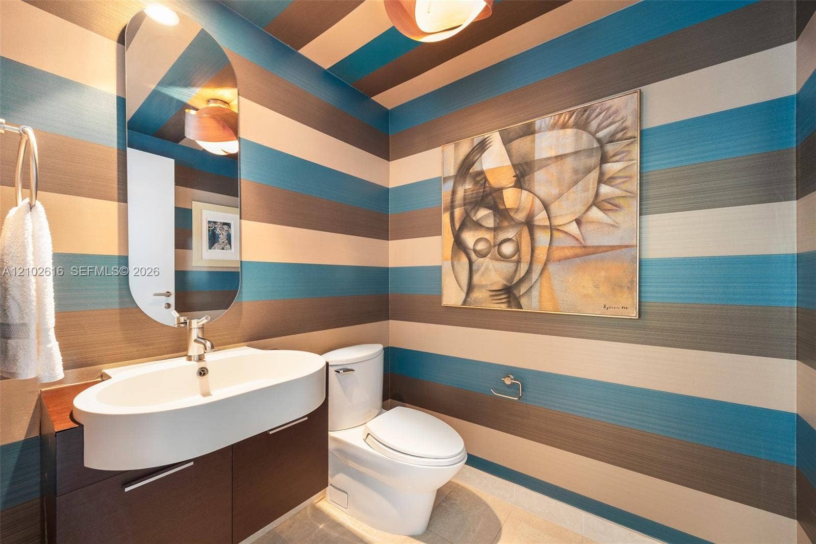 2627 S Bayshore Drive, #1803, Miami, FL 33133 Half Bathroom