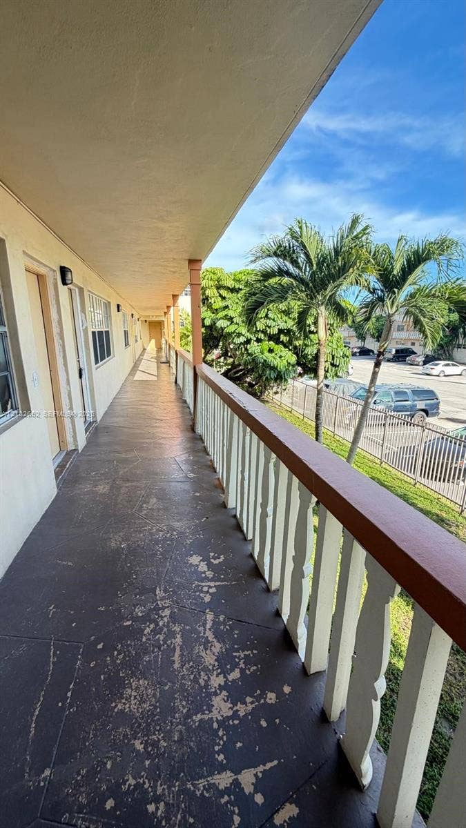 1855 NE 121st Street, #18, North Miami, North Miami, FL 33181 Photo 36