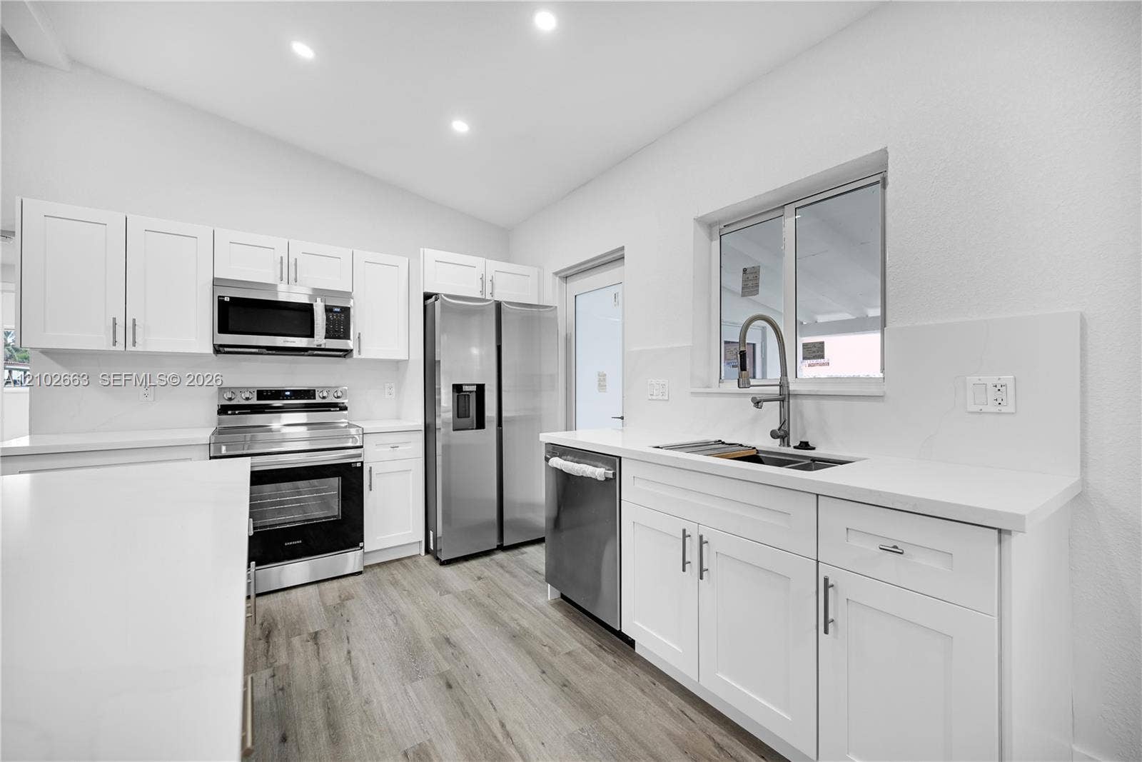 1018 NE 7th Street, Hallandale Beach, Hallandale Beach, FL 33009 Photo 12