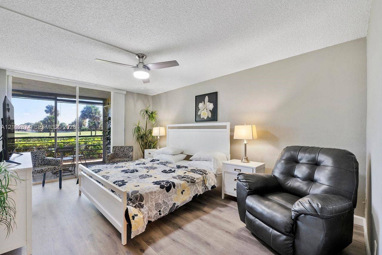 23249 N Barwood Lane N, #102, Boca Raton, FL 33428 Primary bedroom